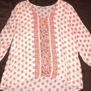 Quarter sleeve blouse